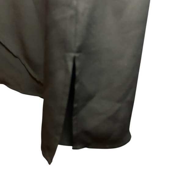 Chico’s Black Classic Shell Tank Top Zip Back Size 1 Medium - Picture 6 of 11